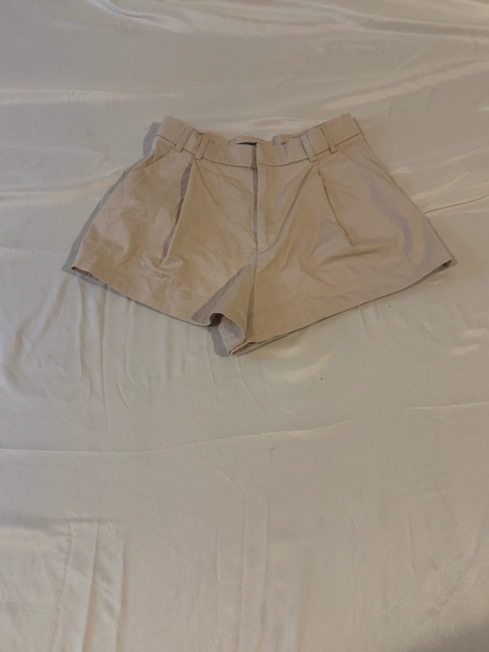 Zara Beige High Waisted Tailored Shorts Women’s Medium Pleated Summer